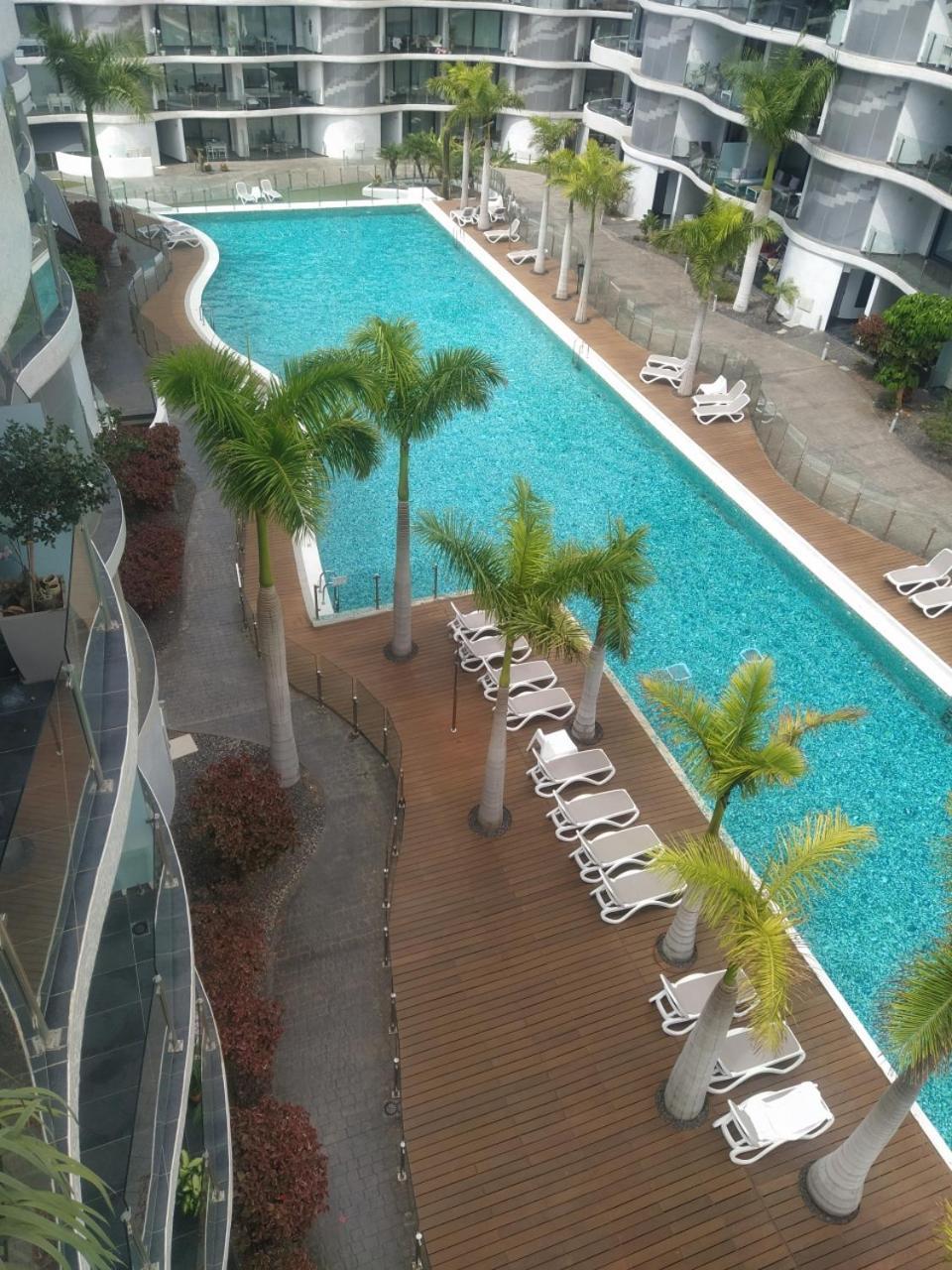 Luxury Avilla Las Olas - Swimming Pool 85M Long - Garage 팔름-마르 외부 사진